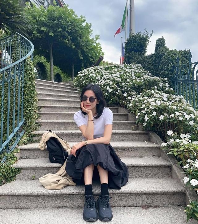 宋慧乔_宋慧乔普通衣服穿出高级感_宋慧乔简单穿搭